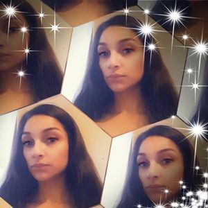 Meet your Posher, Alyssa